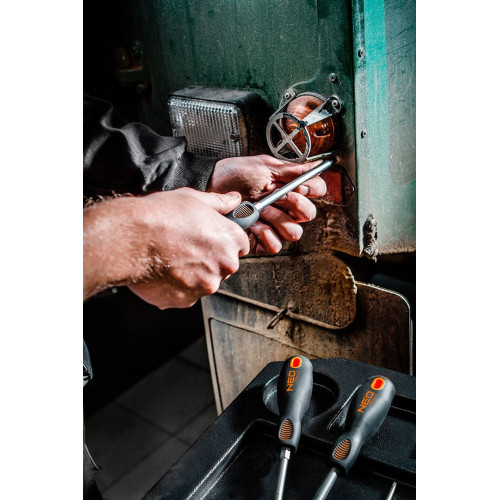 Zestaw wkrętaków i bitów 30 el. Neo Tools - 04-209 - NEO Tools - 8